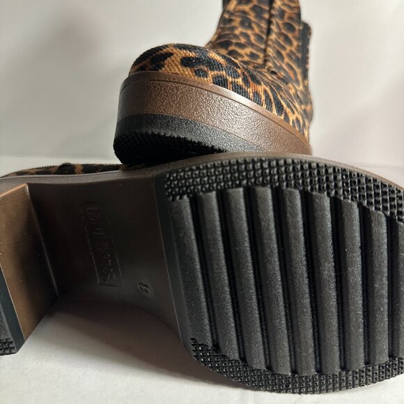 s8 | Cheetah Print Heeled Booties | Muk Luks | Fierce & Fashionable! - Picture 3 of 7